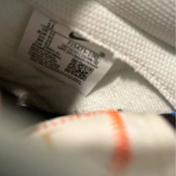 Nike dunk low SE size 11 new inbox - Picture 3 of 10